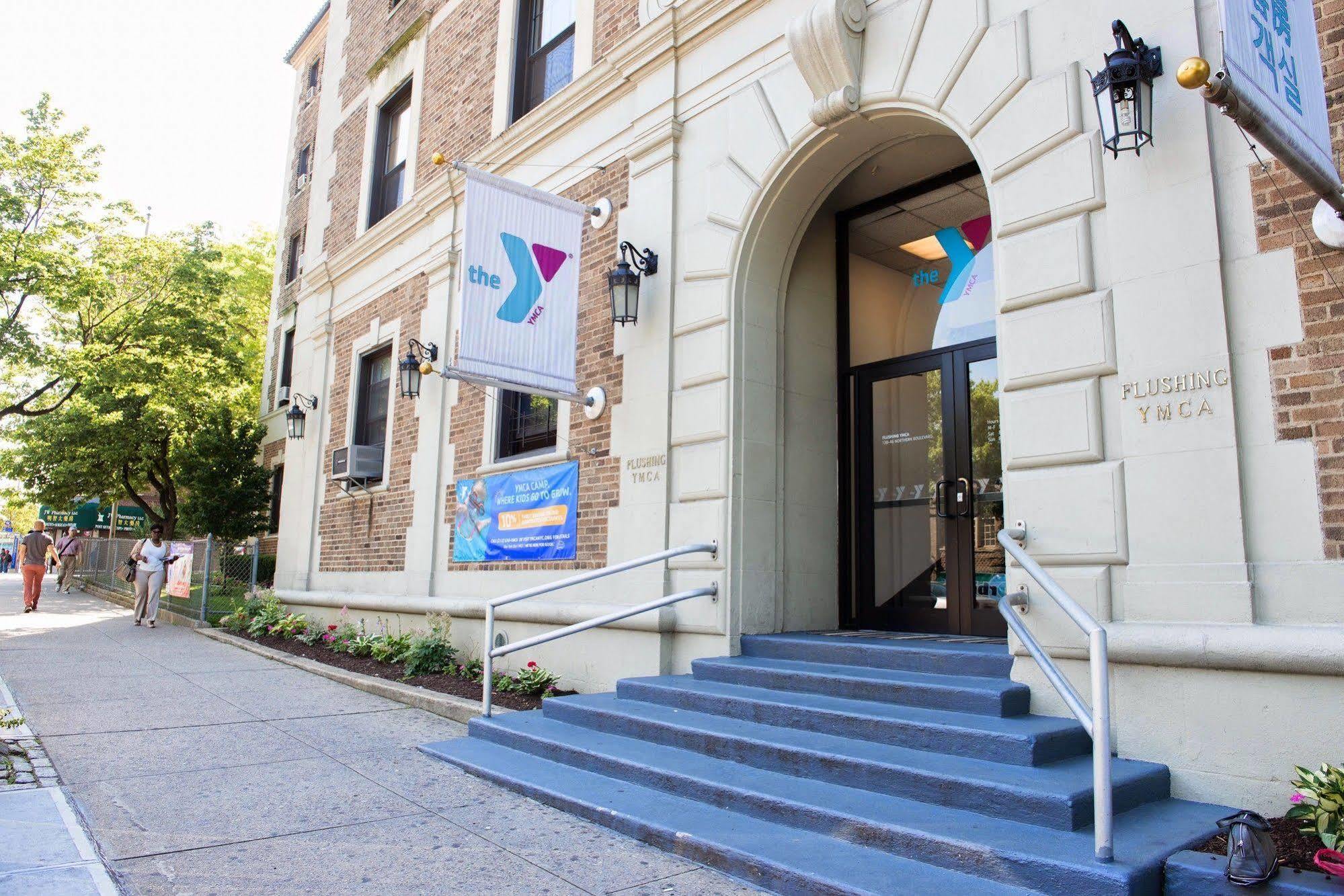Flushing Ymca Nova York Exterior foto